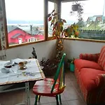 Alem Casa de Familia