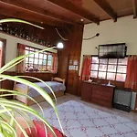 Cabanas Bosque Del Faldeo