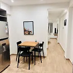 Aunaisin - Apartamentos 9 De Julio 52