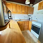 Casa 2 Dorm Av. Alem