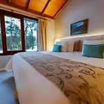 Tolkeyen Ushuaia Hotel