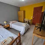 Casa De Familia