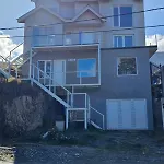 Alakalufes House