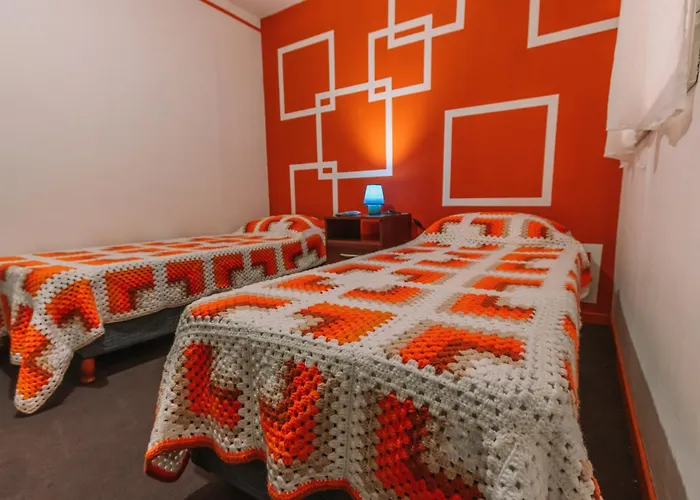 Habitaciones Mary 2 Camas Simples En Casa Compartida