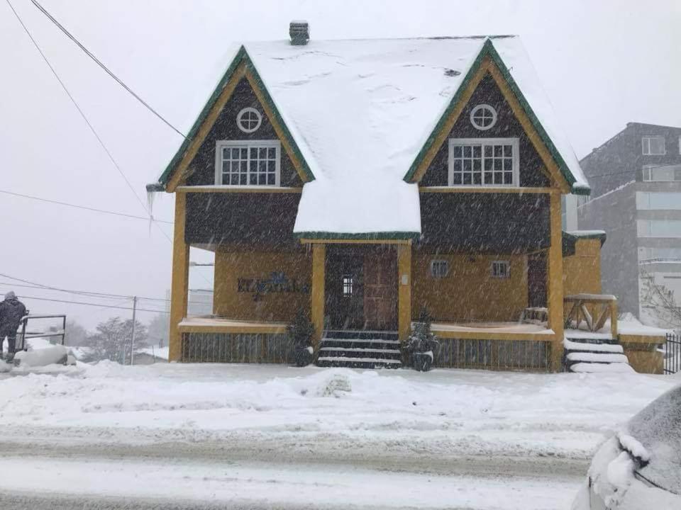 Kupanaka Inn