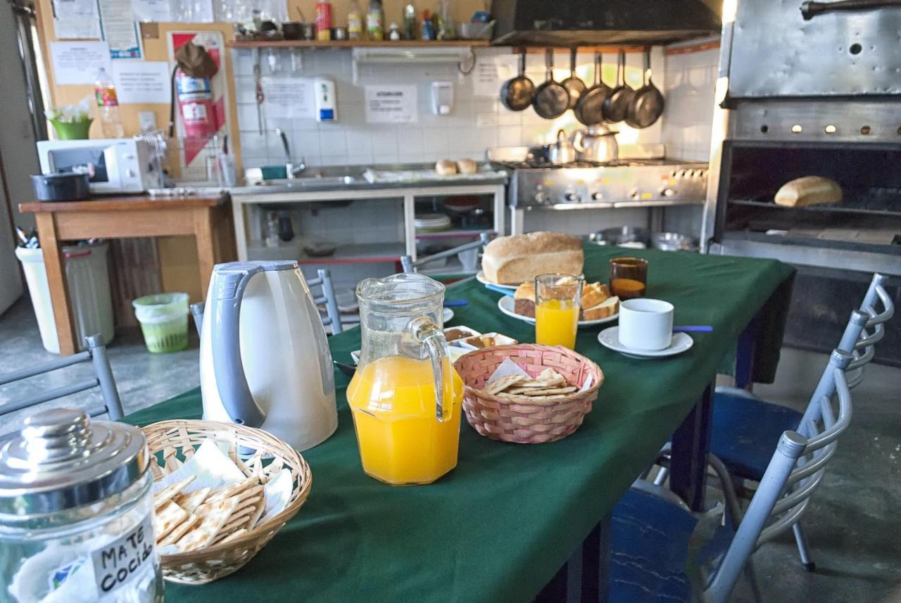 Hostal Cormoranes *