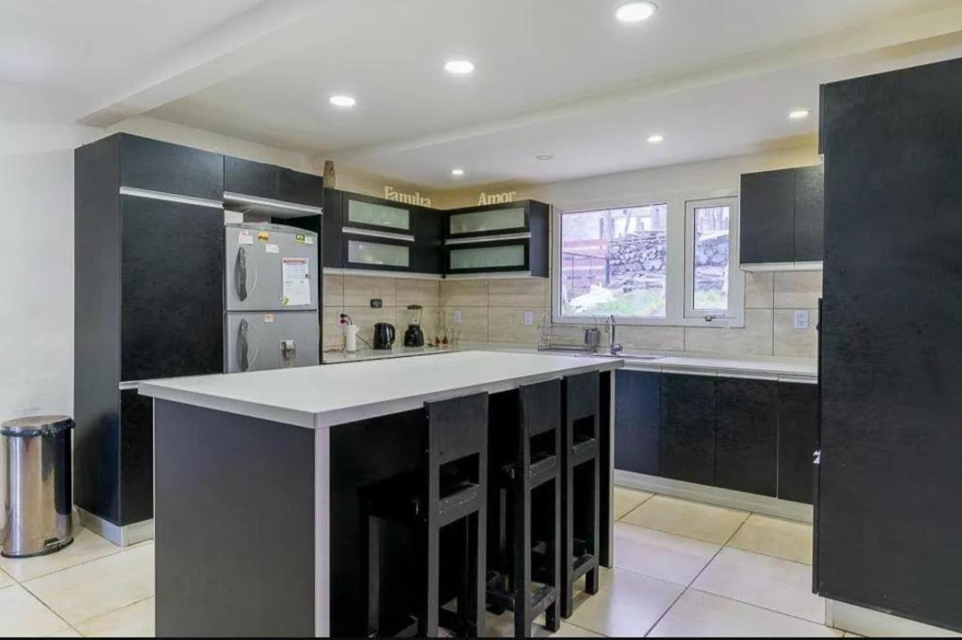 Moderna Casa En *