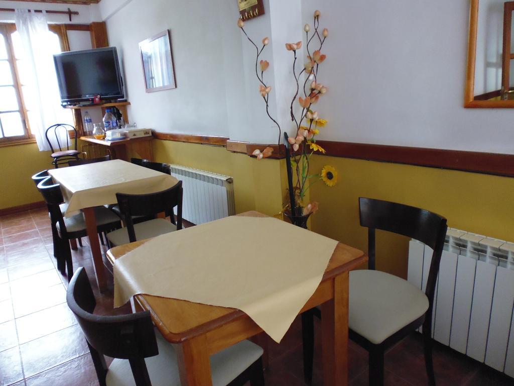 Del Pinguino Hotel