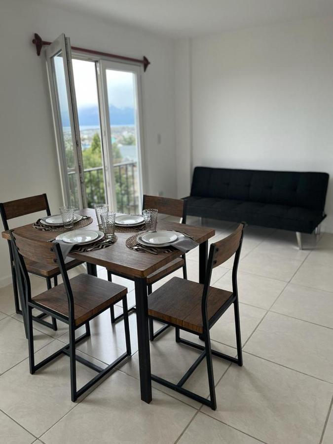 Cormoranes Hostal *