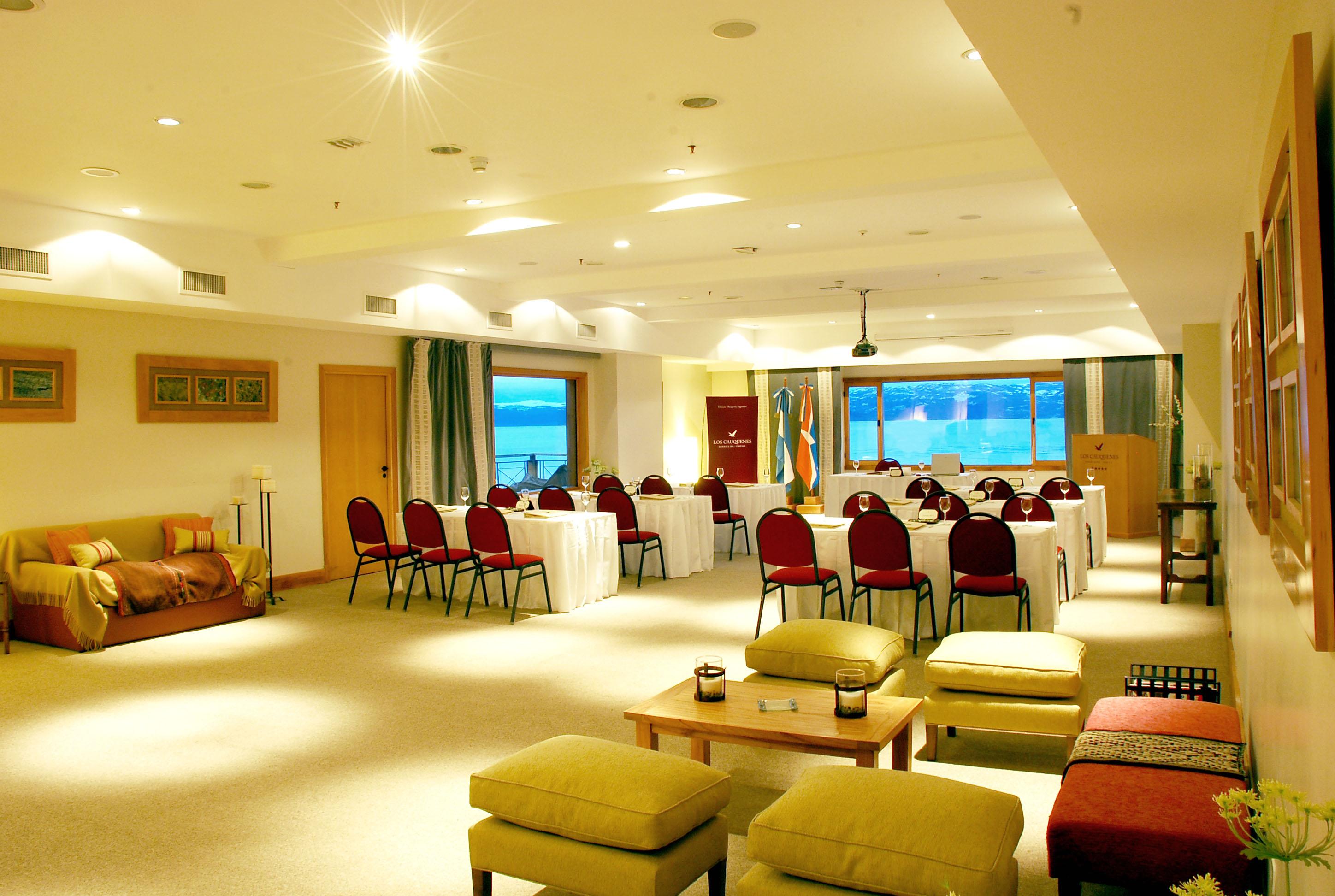 Cauquenes + + Experiences 5* Ushuaia