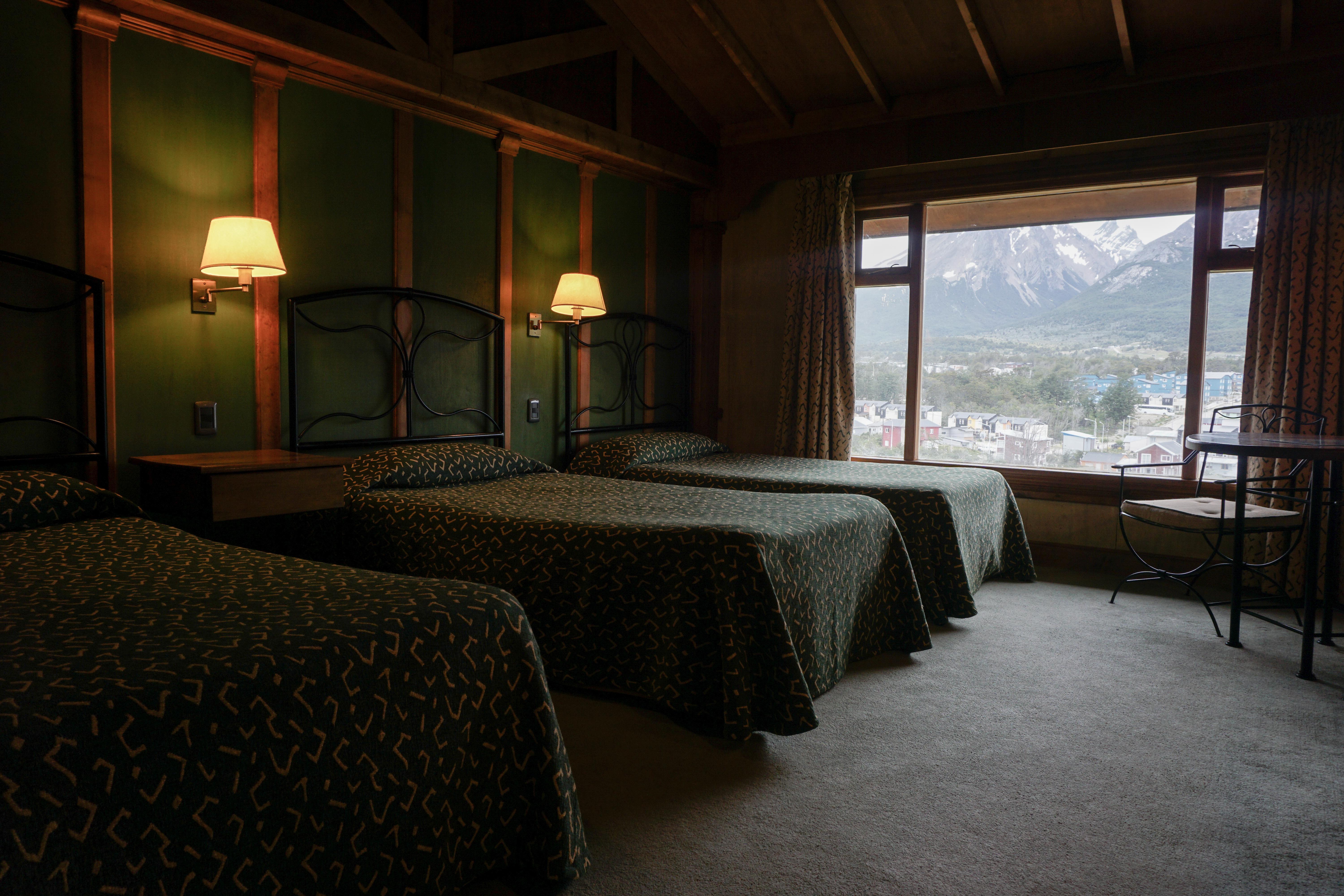 Hotel Nires