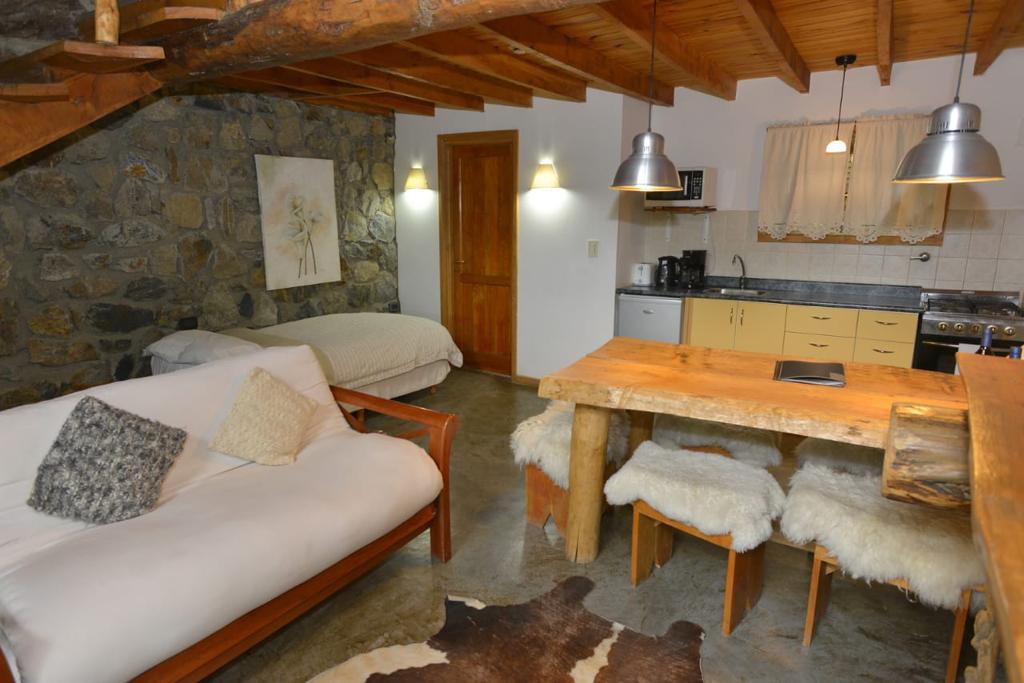 Patagonia Lodge *