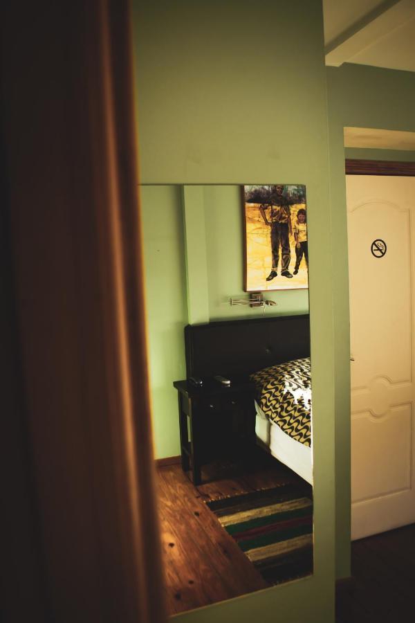 Foike Inn 2*