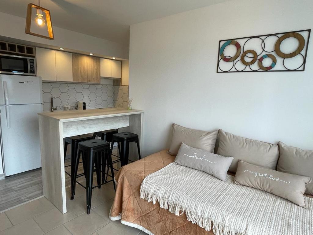 Infinity View 3-4 Apartment