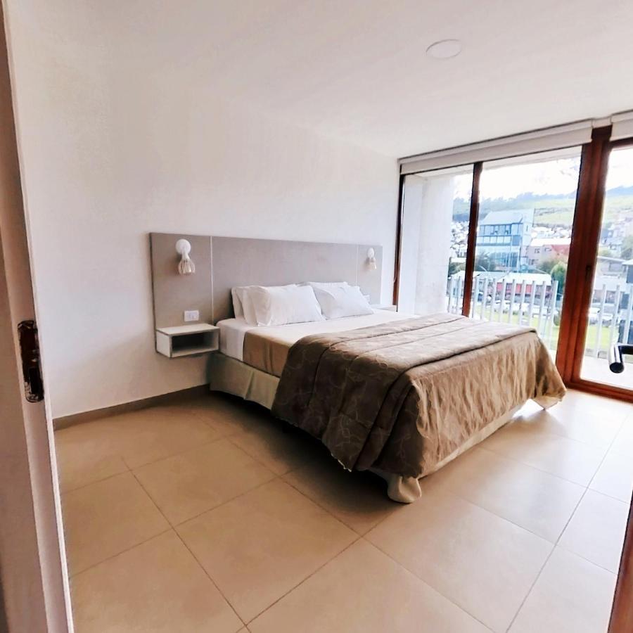 Amundsen Apartment *