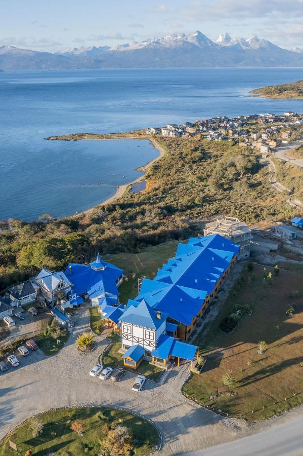Nires Hotel