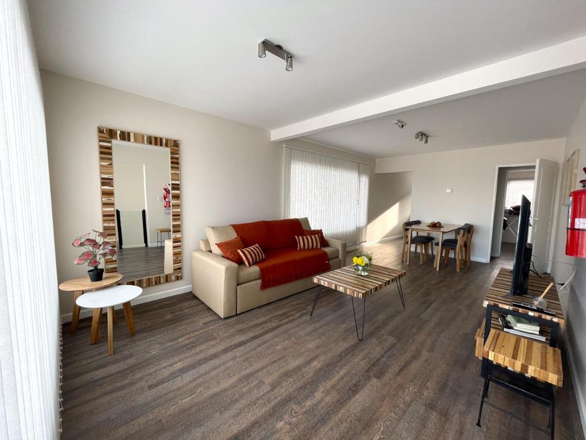 Amigos Del Fin Del Mundo Apartamento