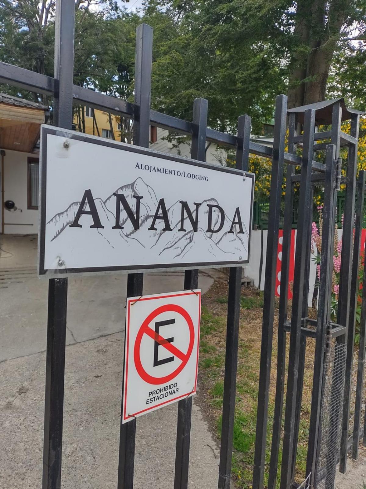 Ananda * Ushuaia