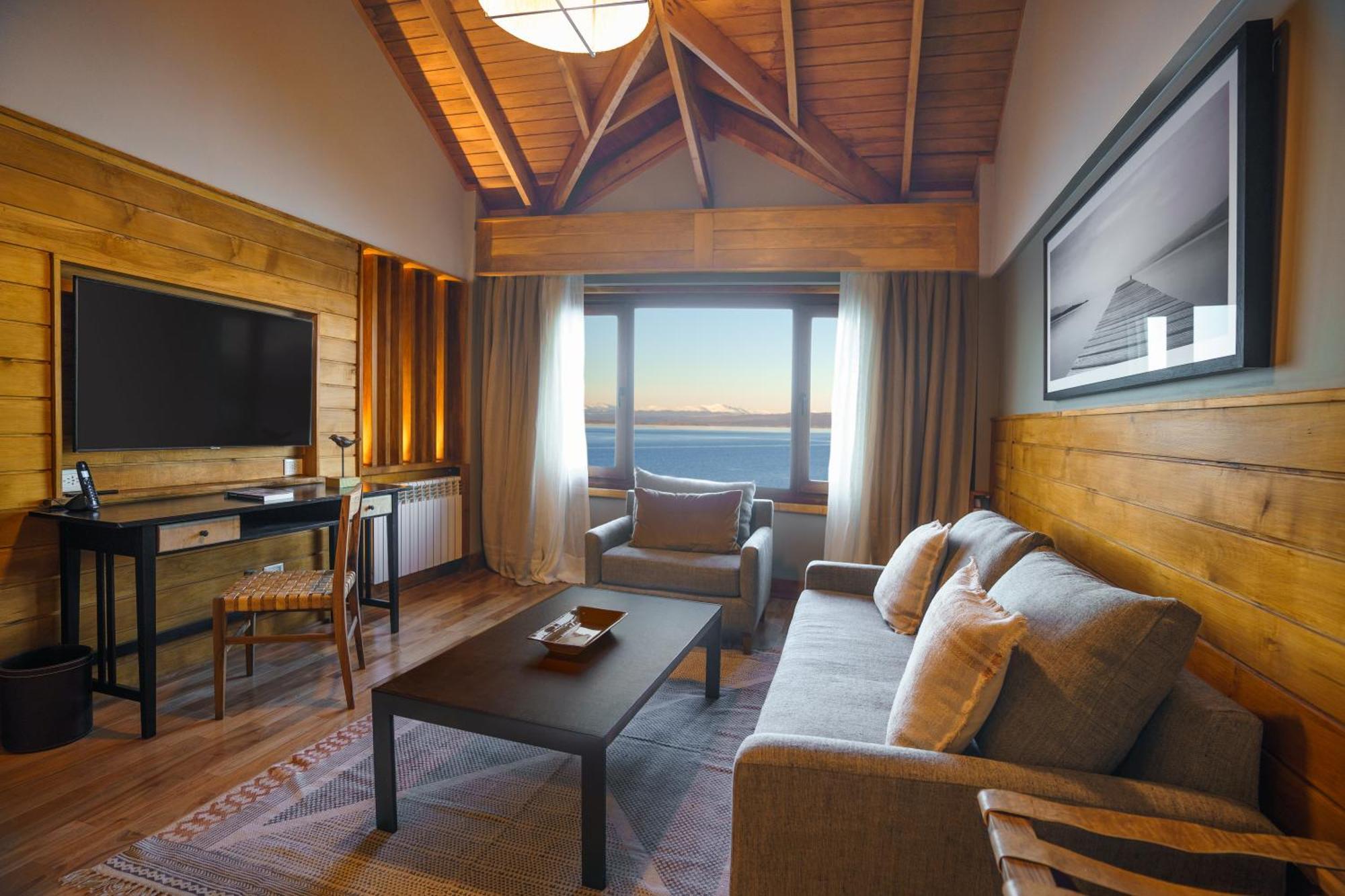 Cauquenes + + Experiences 5*