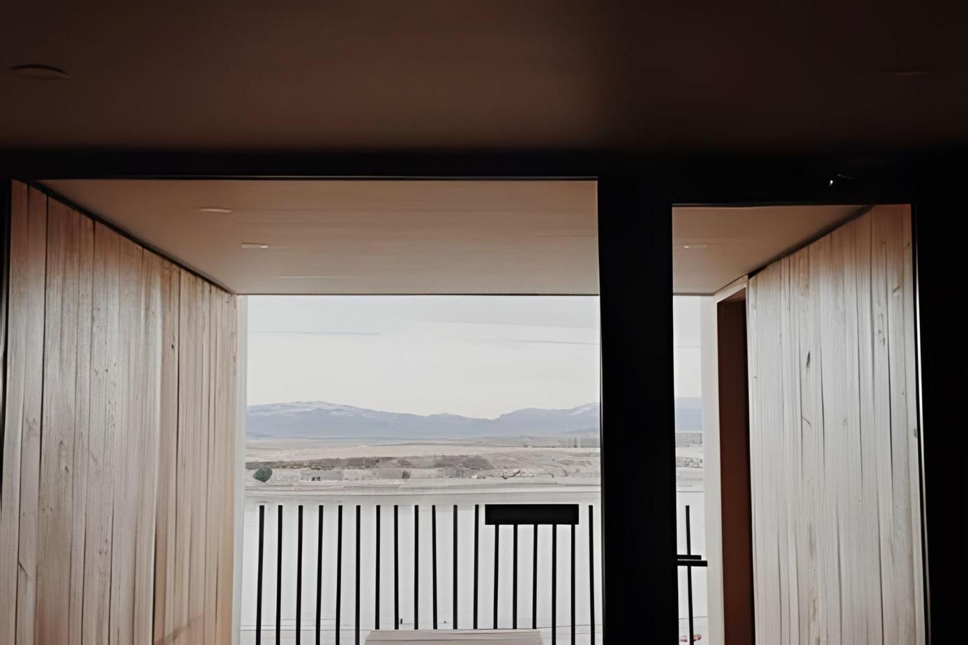 Aunaisin - Amundsen * Ushuaia