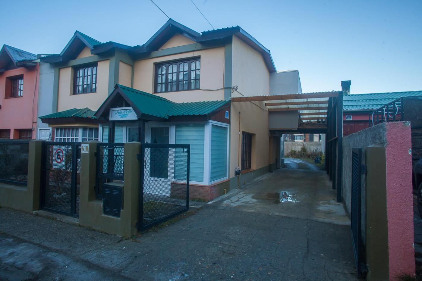 Isla Bella Bed and breakfast 3*