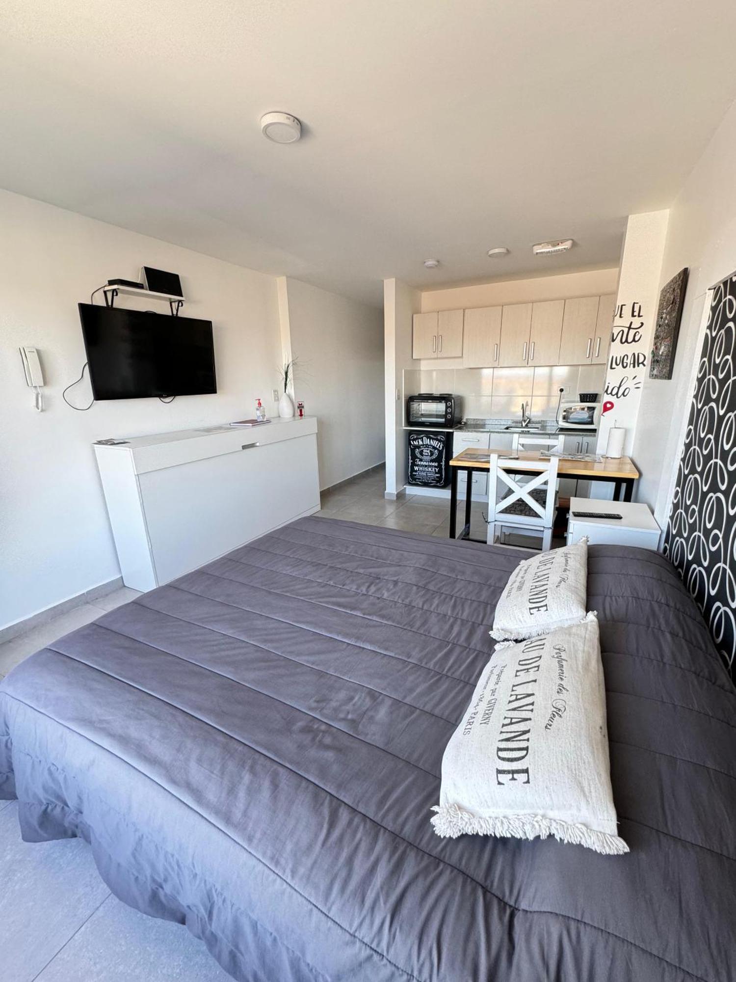 Leopoldo Lugones Apartamento