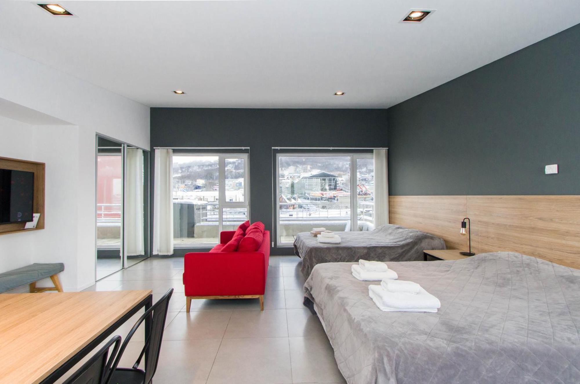 De La Costa Apartment *