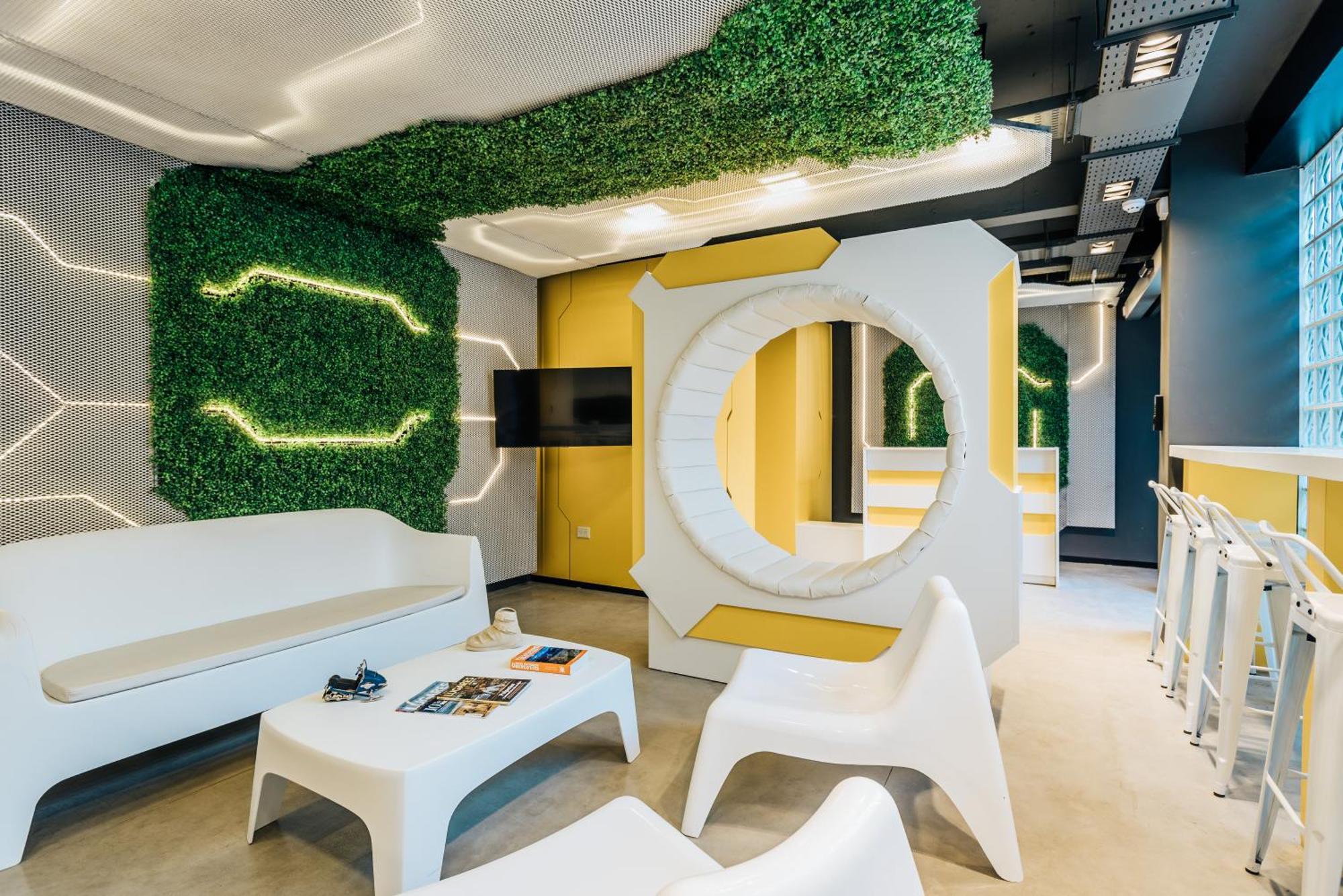 Hostal Underground Capsule *