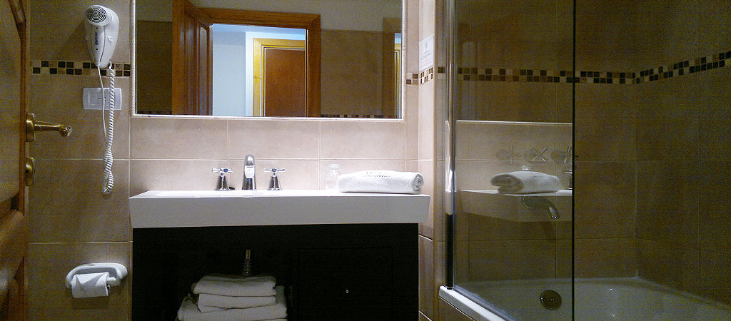 Costa Hotel