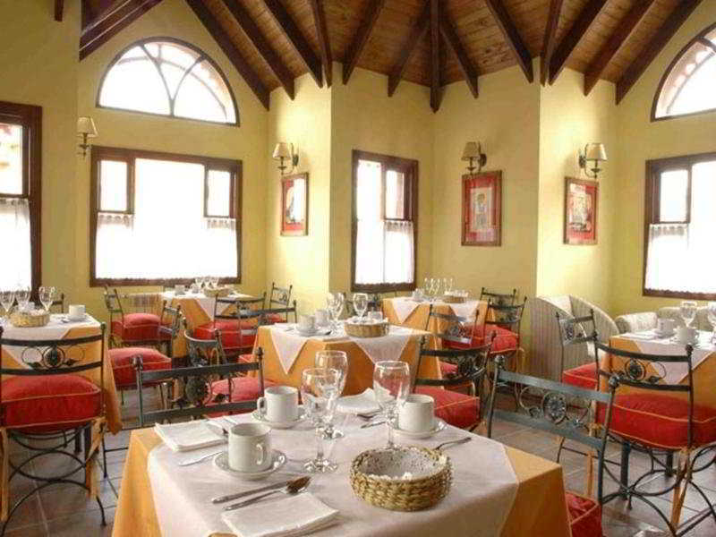 Campanilla Hotel 3*