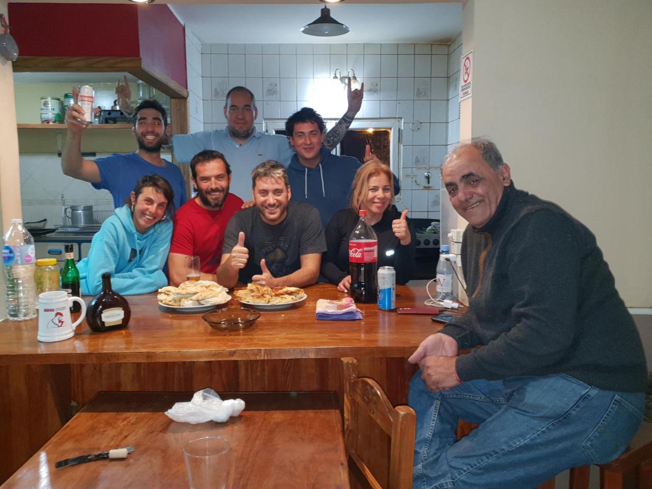 Hostel Lo De Momo Alojamiento Turistico Ushuaia
