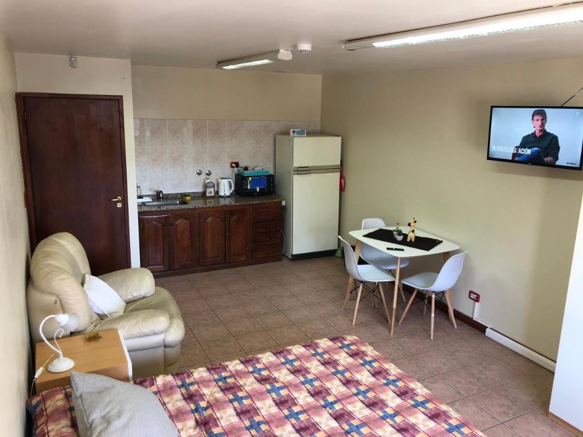 A Un Paso De Todo !!! Lo De Richard Apartamento *