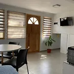 Alakalufes Estudio - Departamento Completo En Ushuaia