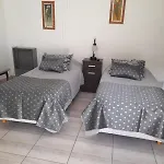 Monseñor Fagnano 592 6