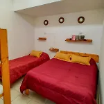 AKAR: Un apartamento acogedor en el fin del mundo