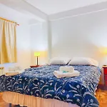 Hostal Puerta Antartida