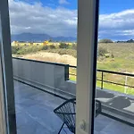 Gray Fox Apartments Hy