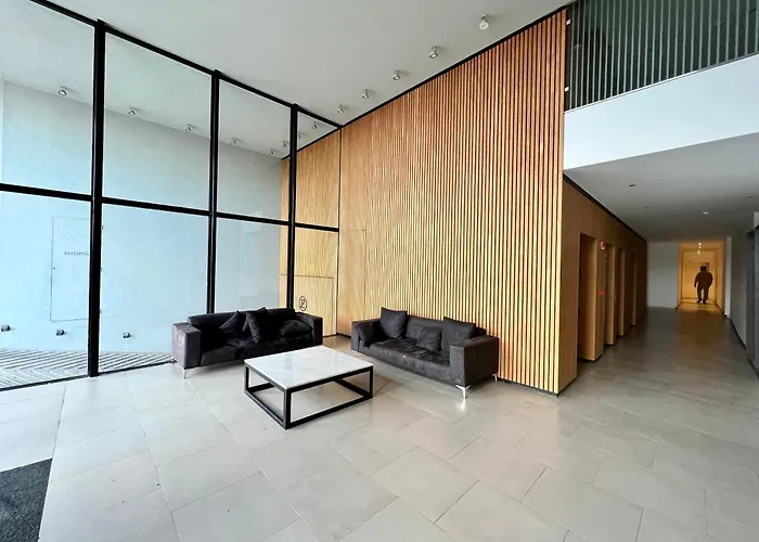 Seaport Apartments Pacifico H