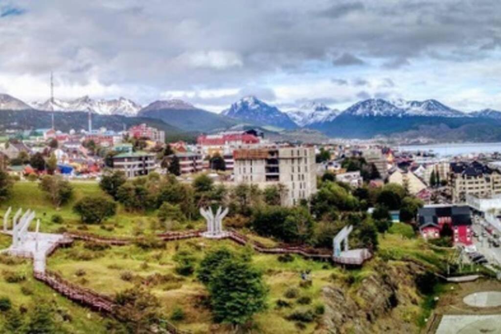 Fin Del Mundo - Edificio Australis * Ushuaia