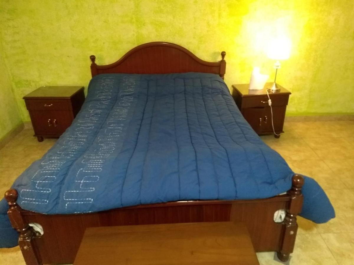 Isaac Ush 3 Apartamento