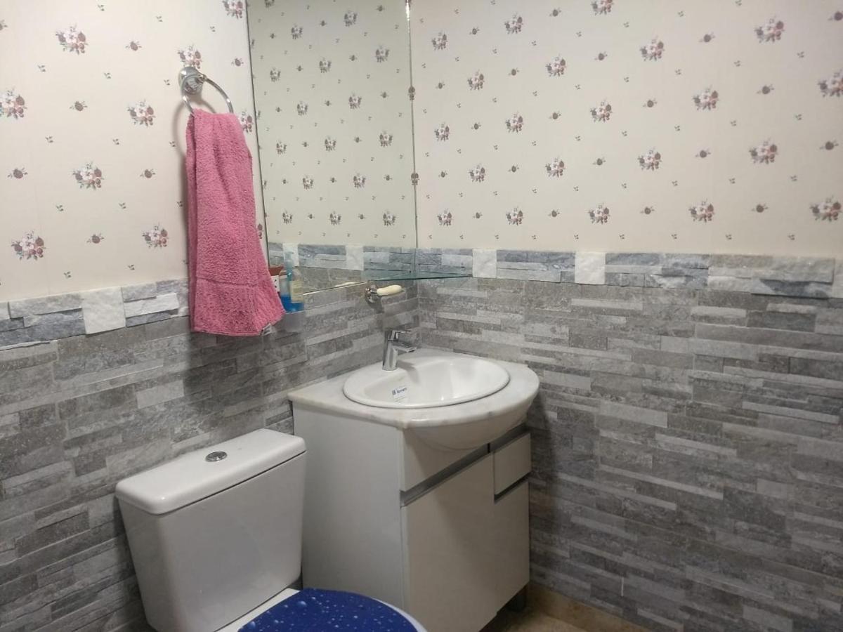 Isaac Ush 3 Apartamento