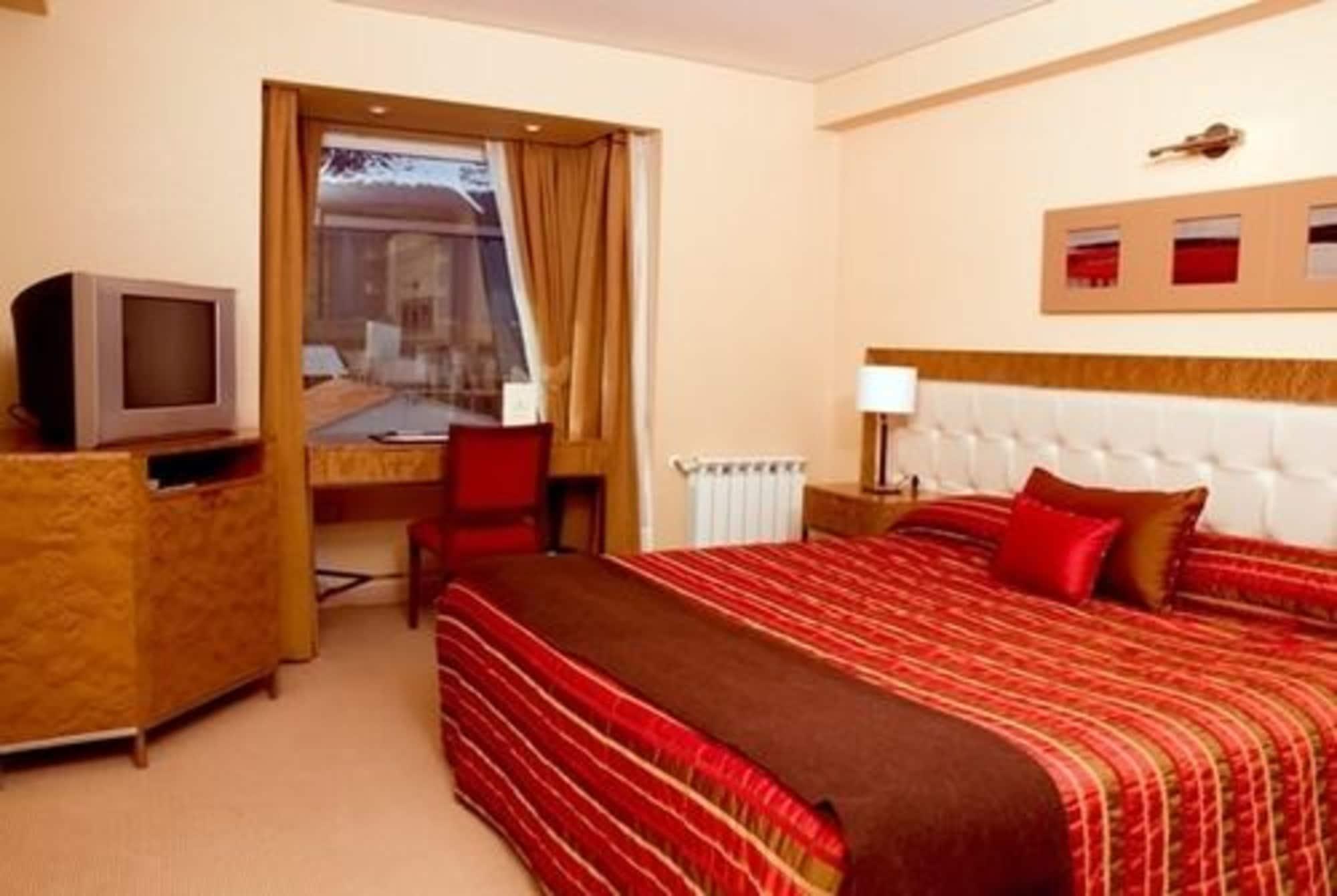 Fueguino Hotel 4*