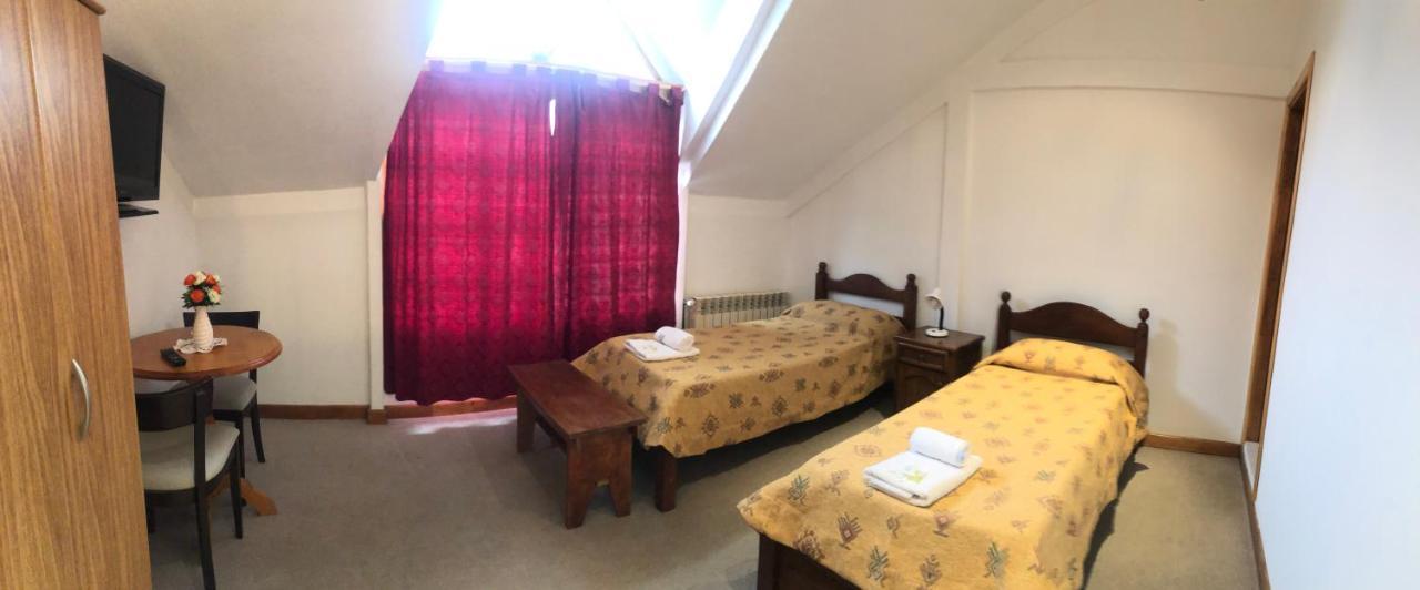 Del Pinguino Hotel