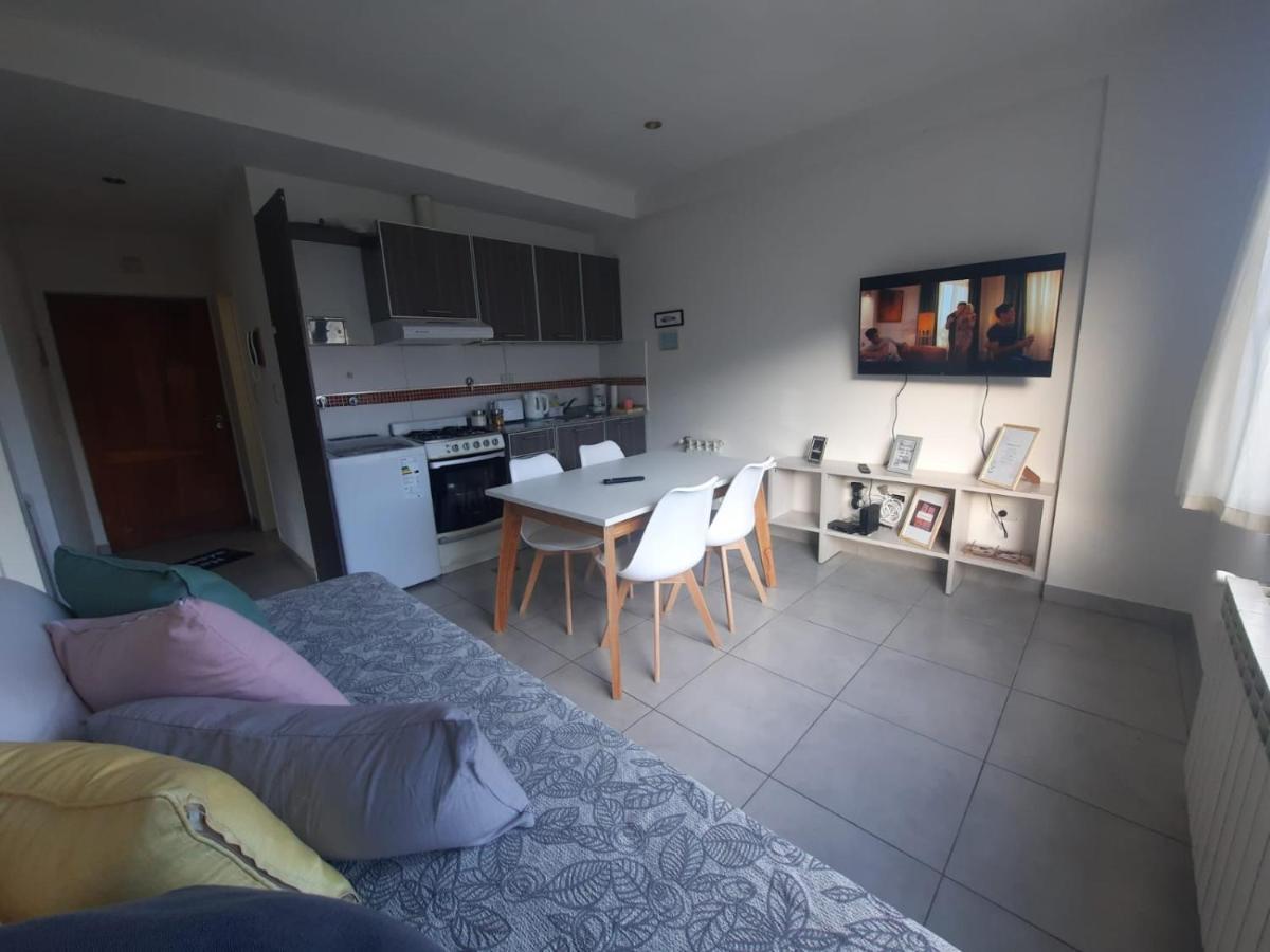 Apartamento Departamento Alem 830 *