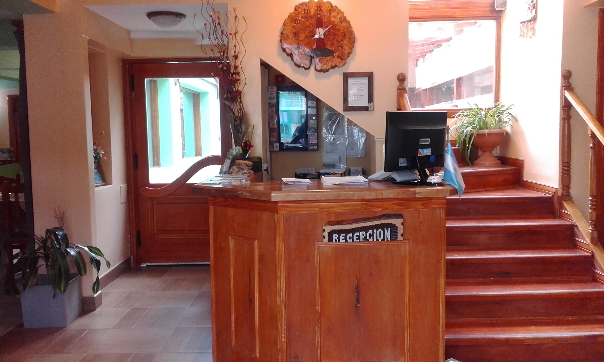 Les Eclaireurs Inn