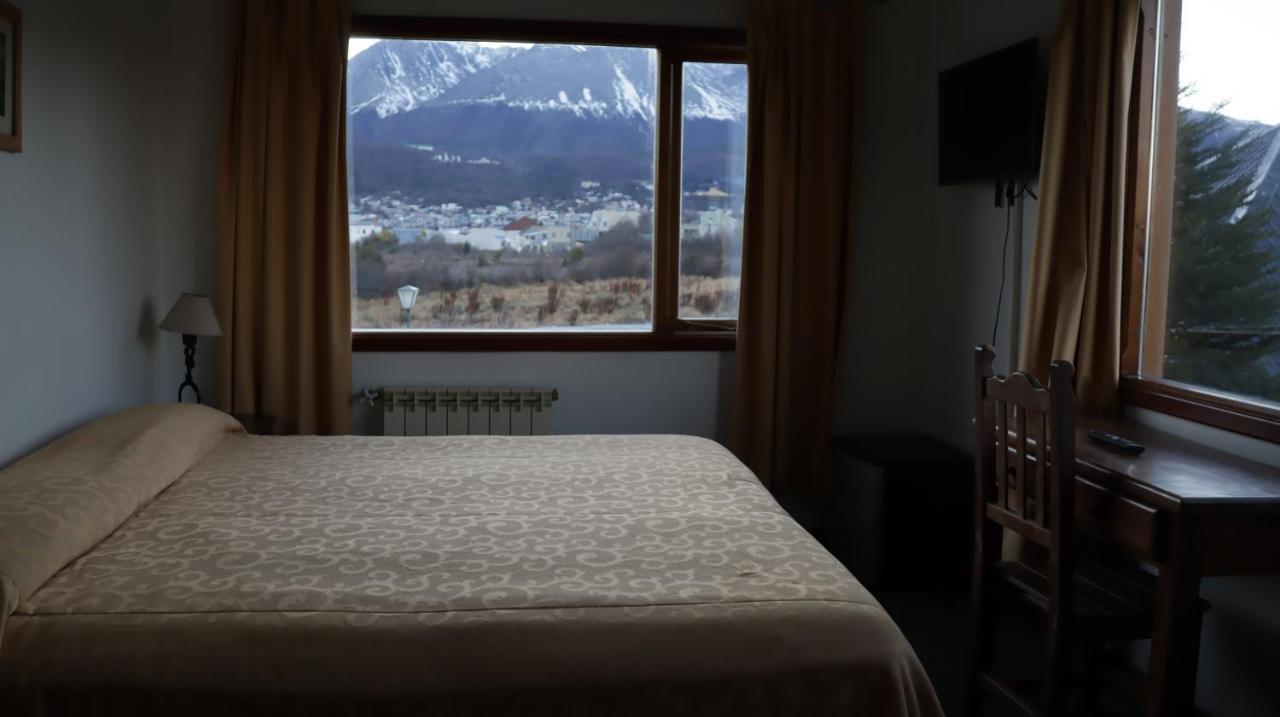 Oikos * Ushuaia