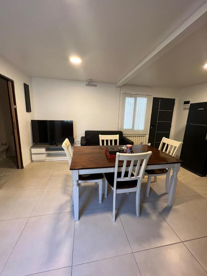 Moderno Departamento Completo, Versatil Y Espacioso Apartamento Ushuaia