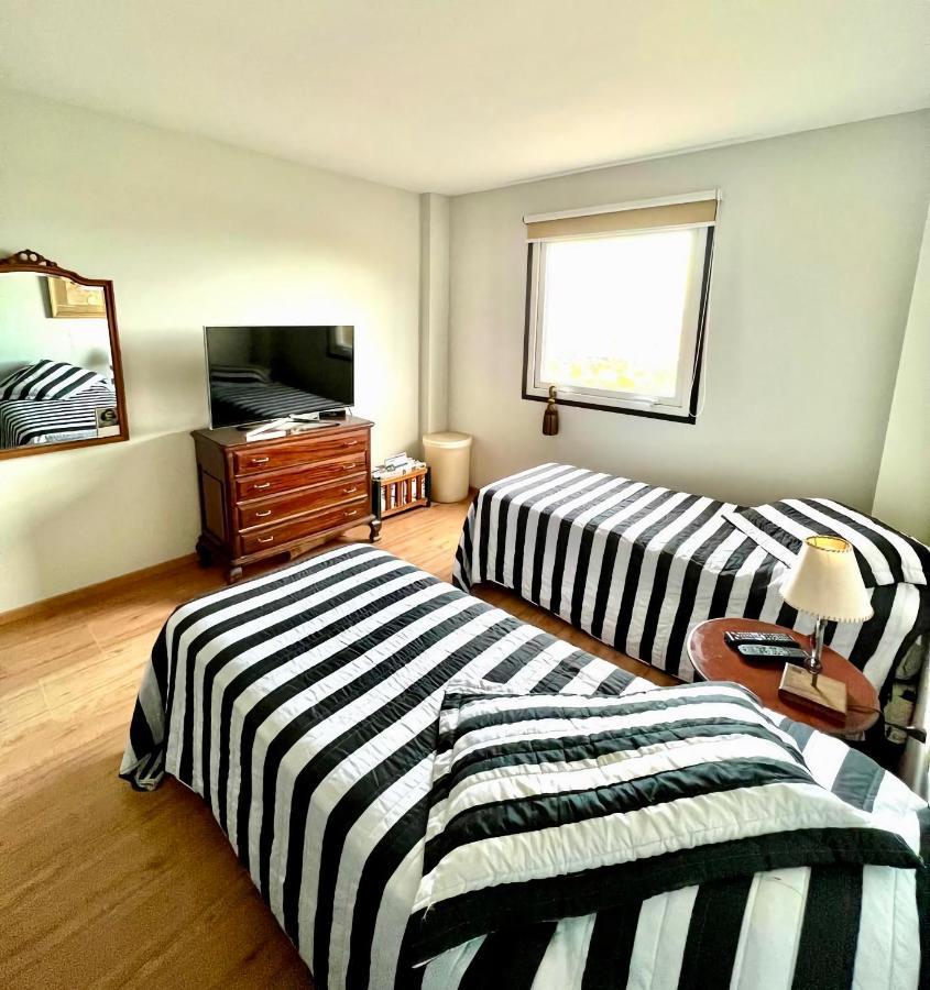 Departamento Moderno En La Montana Con Vista Al Canal Apartamento