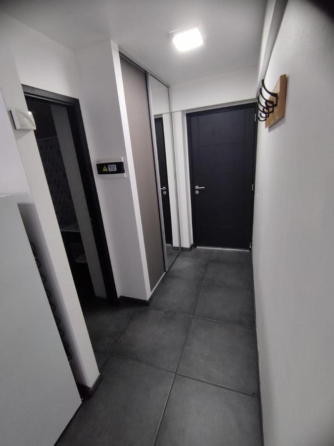 Maku Apartment *