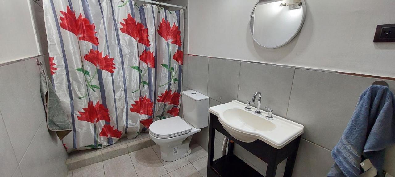 Habitacion En Casa De Familia *